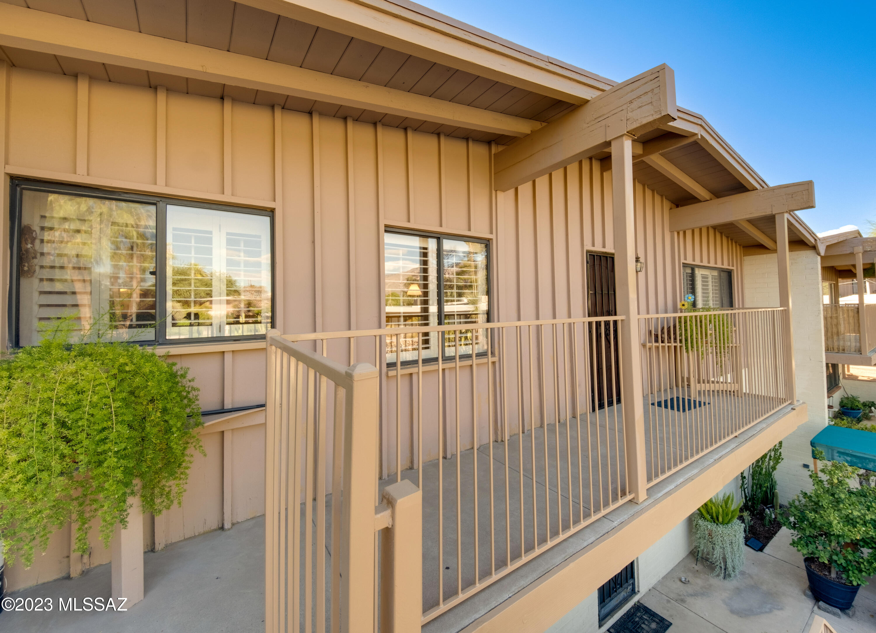 5901 North Oracle Road, Unit 25 Tucson, AZ 85704 - Photo 2 of 32 Gallery Image 2