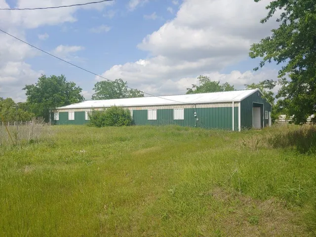 $3,499 | 1865 County Road 4915, Trenton, TX 75490