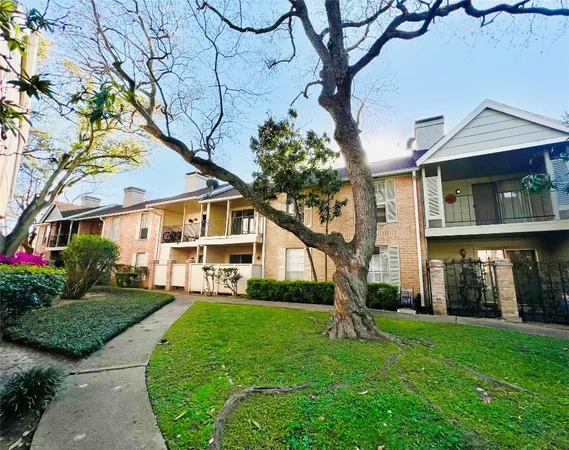 $144,990 | 2800 Jeanetta Street, Unit 2810, Houston, TX 77063