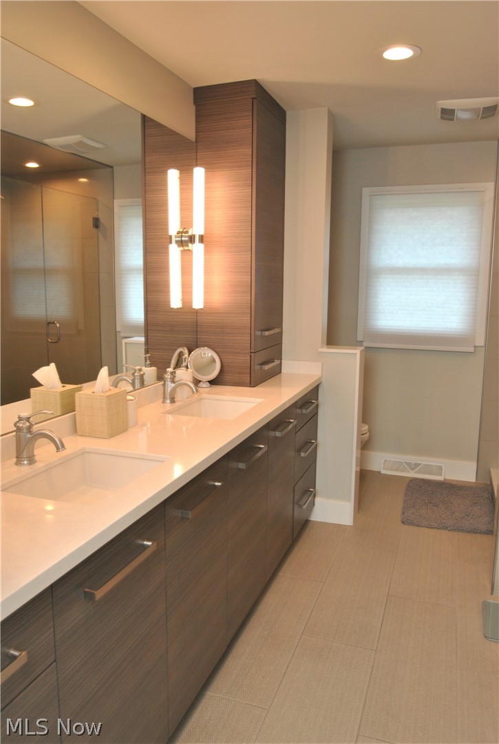 2860 Walnut Ridge Road Akron, OH 44333 - Photo 15 of 35