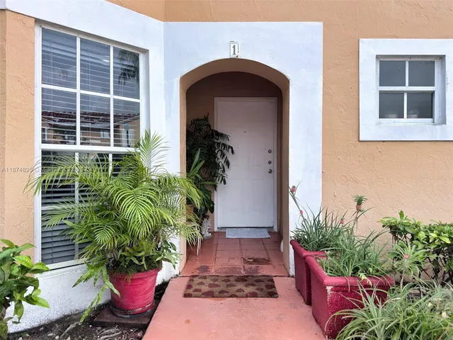 $420,000 | 14345 Southwest 57th Lane, Unit 51, Miami, FL 33183