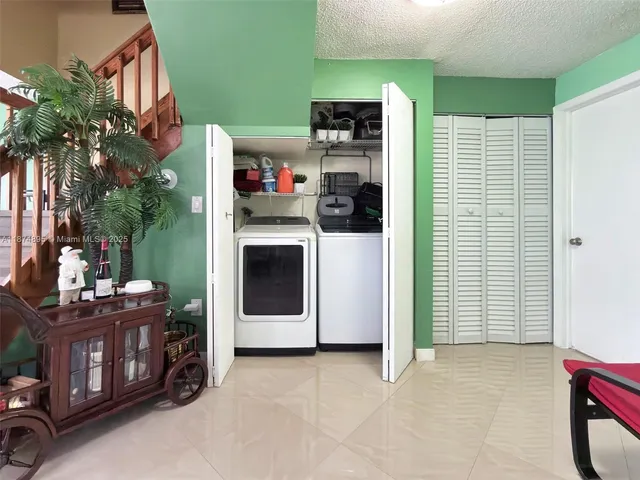 $420,000 | 14345 Southwest 57th Lane, Unit 51, Miami, FL 33183