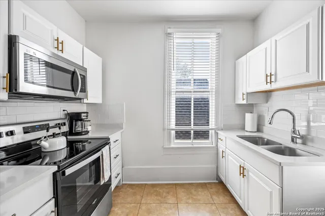 $612,990 | 302 Lamar Street, San Antonio, TX 78202