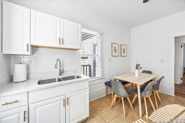 $612,990 | 302 Lamar Street, San Antonio, TX 78202