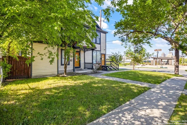 $612,990 | 302 Lamar Street, San Antonio, TX 78202
