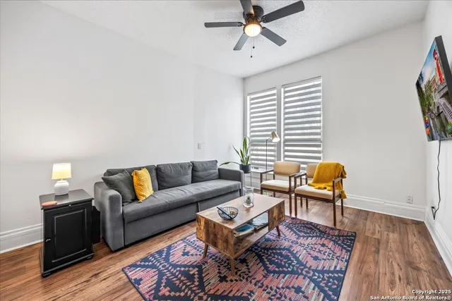 $612,990 | 302 Lamar Street, San Antonio, TX 78202