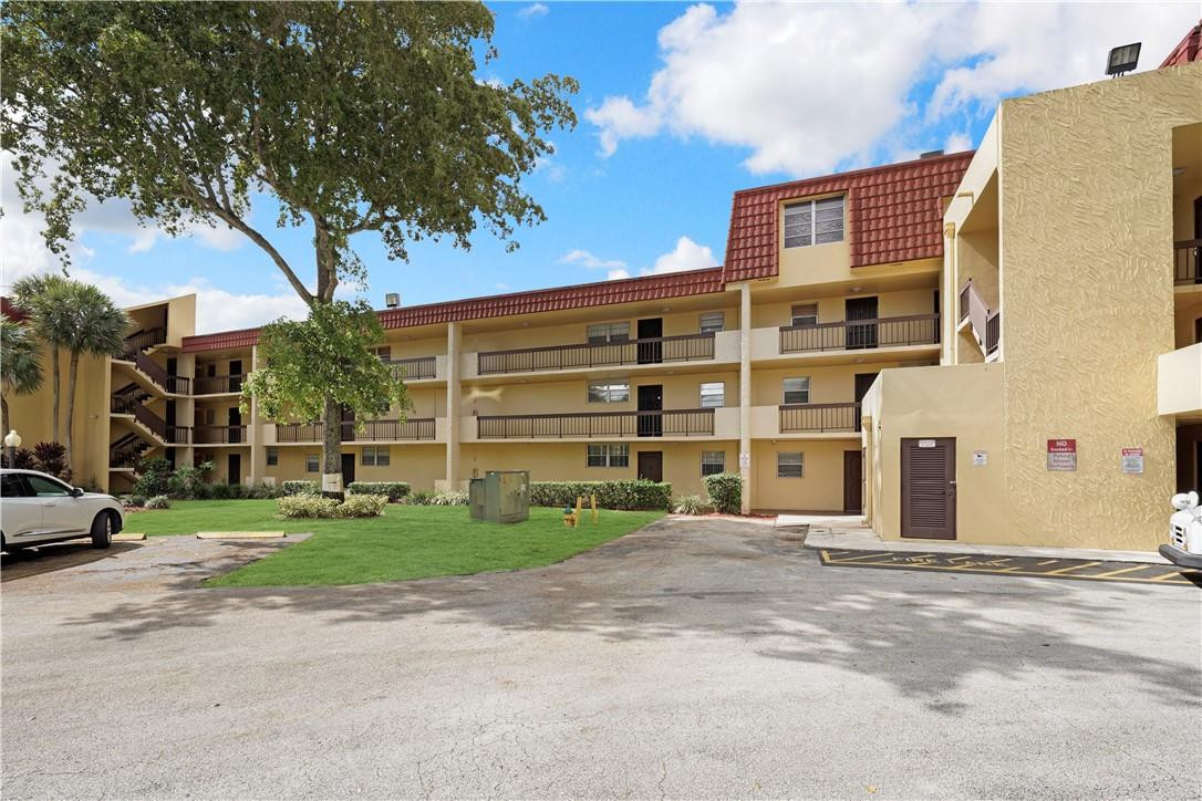 3490 Foxcroft Road, Unit B205 Miramar, FL 33025 - Photo 2 of 20 Photo 2