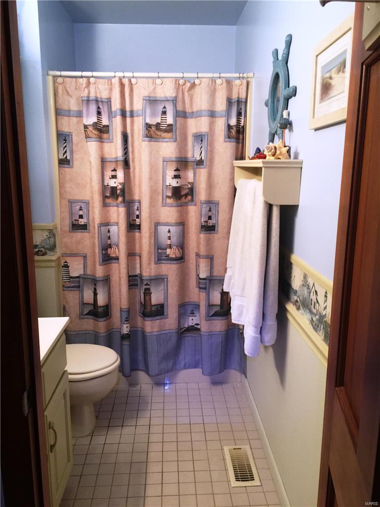 514 Coventry Road Troy, IL 62294 - Photo 13 of 36 Gallery Image 13