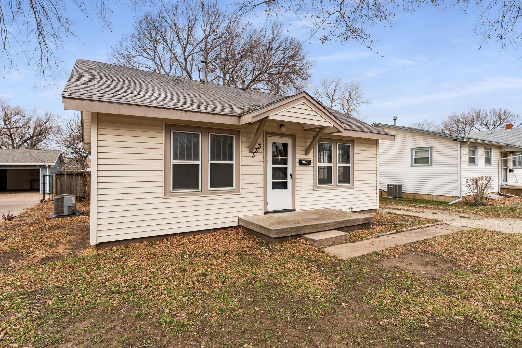 333 South S Street Wichita, KS 67213 - Photo 3 of 28