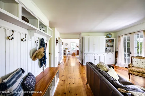 $1,250,000 | 90-92 Steam Hollow Road, Greenfield Park, NY 12435