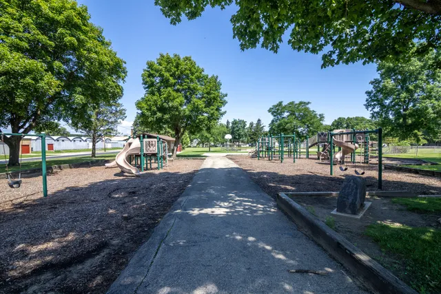 $269,900 | 612 Elm Street, Watertown, WI 53098