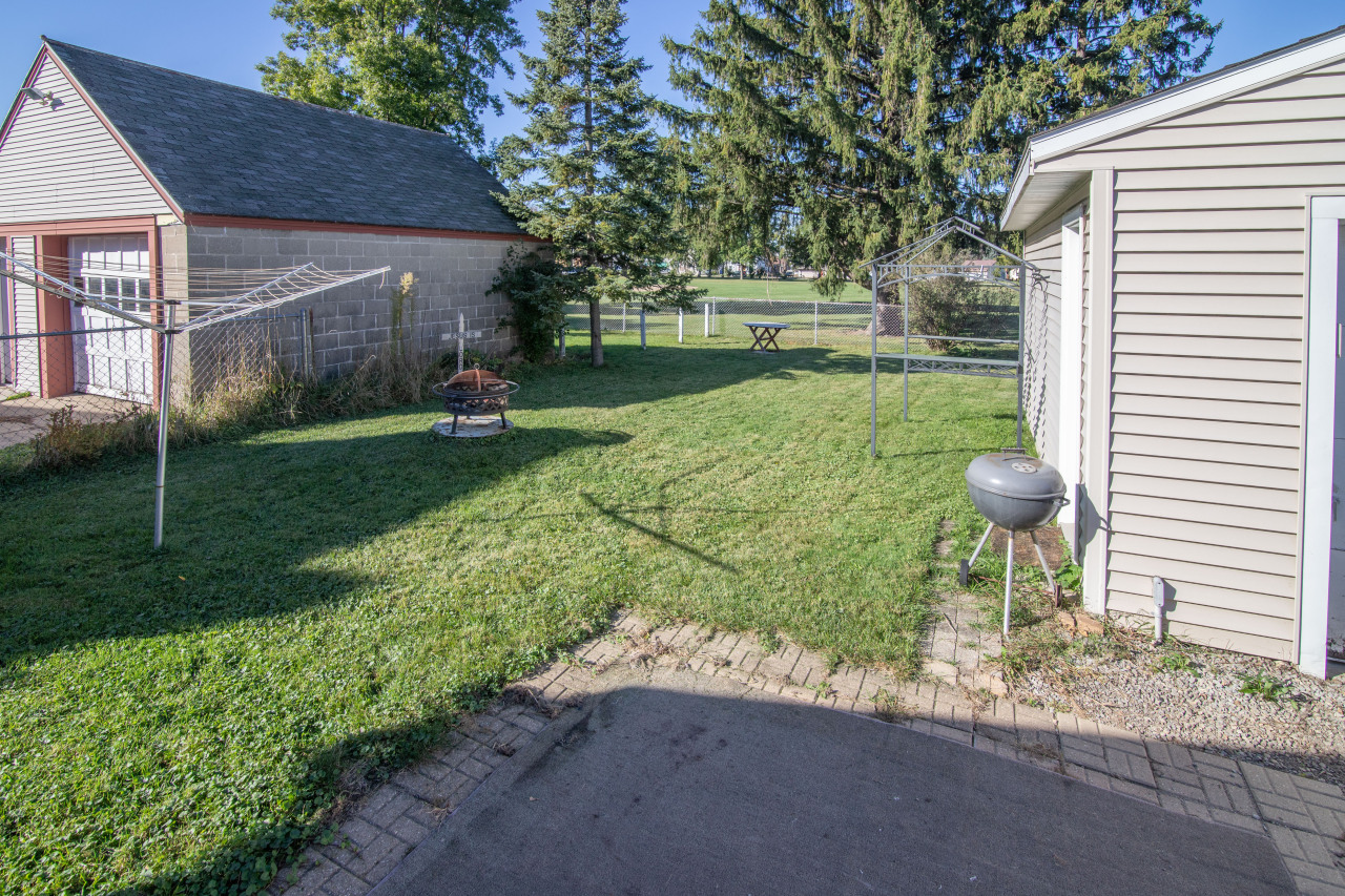 612 Elm Street Watertown, WI 53098 - Photo 32 of 43 Photo 28