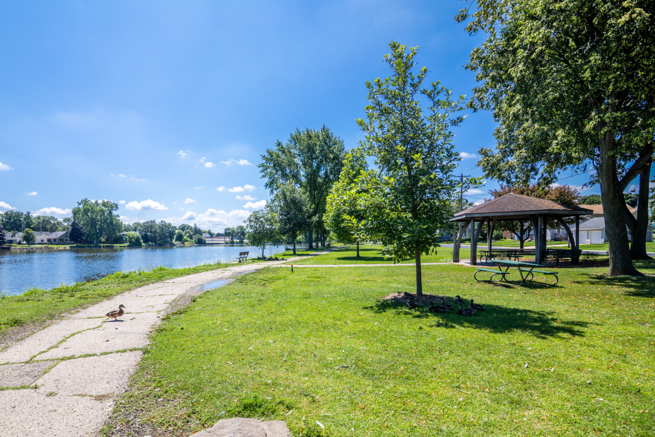 612 Elm Street Watertown, WI 53098 - Photo 5 of 43 Photo 43