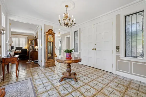 $4,998,000 | 2301 Easton Drive, Burlingame, CA 94010