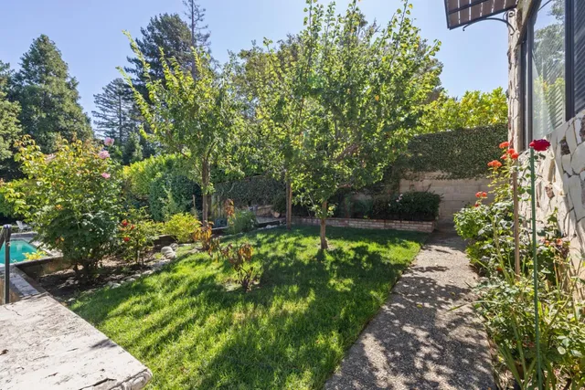 $4,998,000 | 2301 Easton Drive, Burlingame, CA 94010