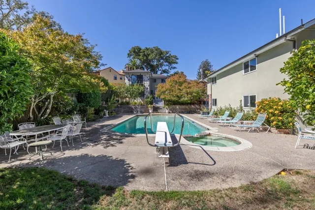 $4,998,000 | 2301 Easton Drive, Burlingame, CA 94010