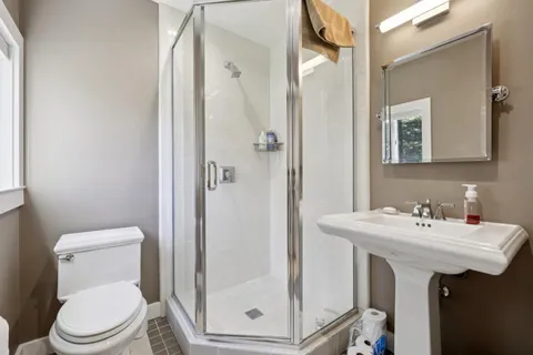 $4,998,000 | 2301 Easton Drive, Burlingame, CA 94010