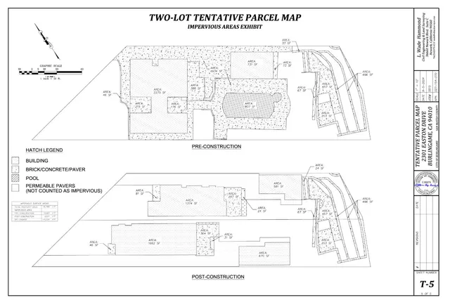 a black and white photo of a living room