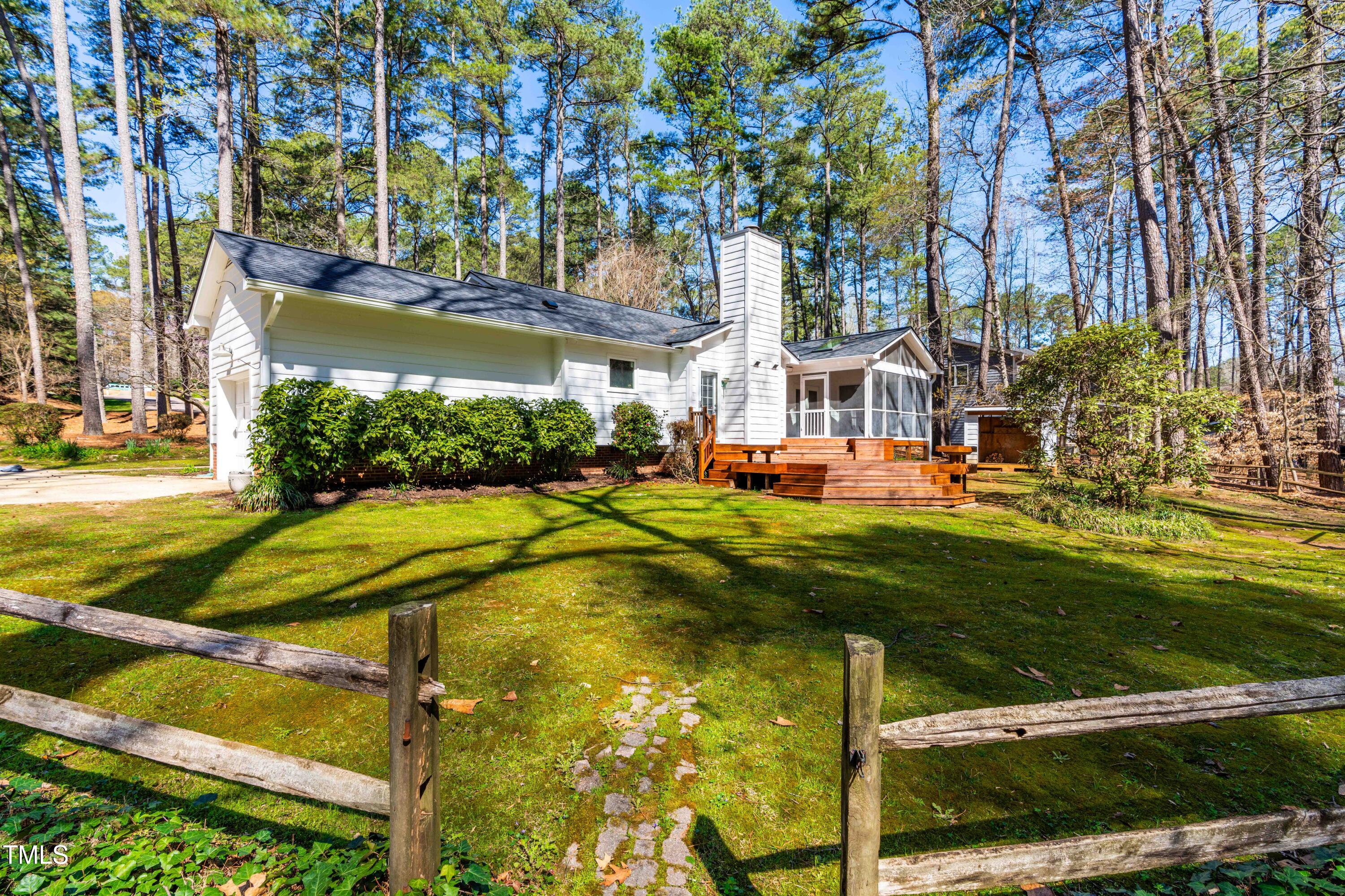 8312 Wheatstone Lane Raleigh, NC 27613 - Photo 26 of 34 DSC05987
