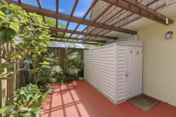 $319,000 | 1104 11th Lane, Greenacres, FL 33463