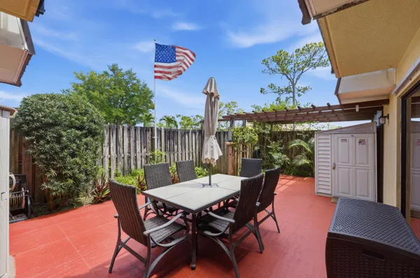 $319,000 | 1104 11th Lane, Greenacres, FL 33463
