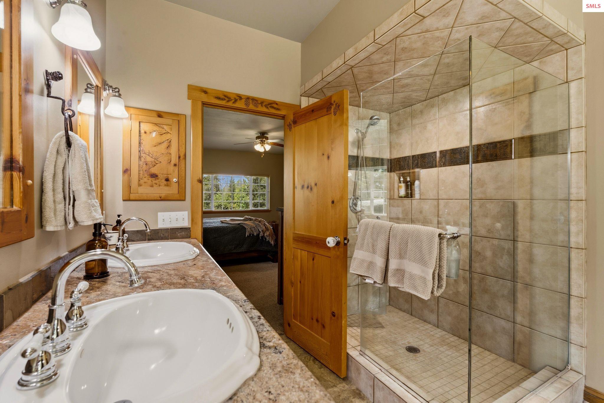 235 Kiebert Loop Hope, ID 83836 - Photo 36 of 99 Gallery Image 36