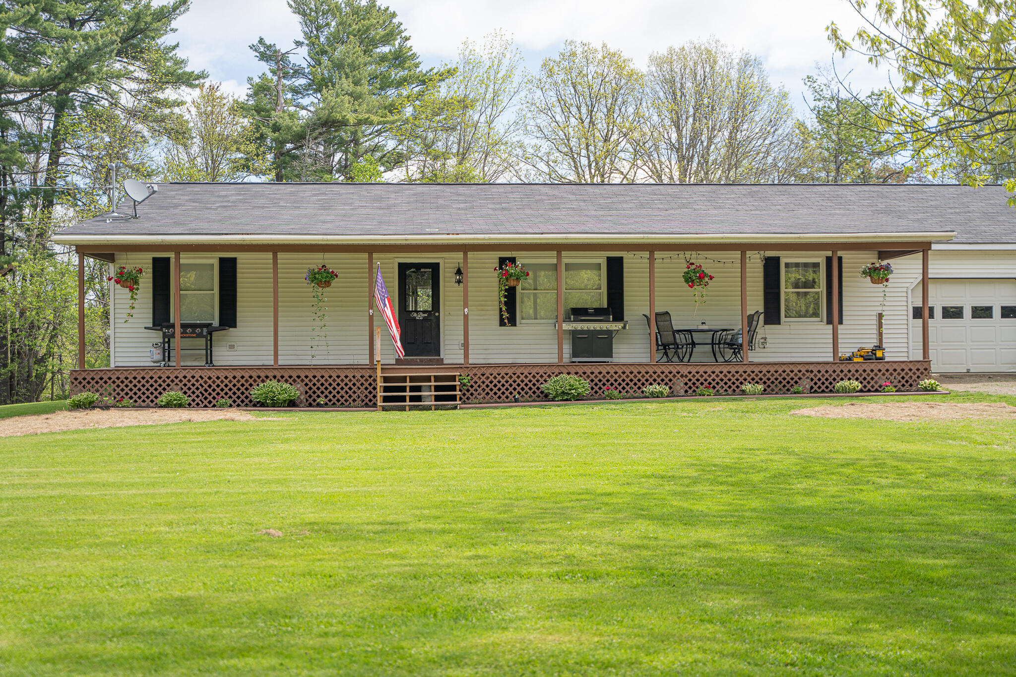 63 Martin Stream Road Newport, ME 04953 - Photo 2 of 41 DSC00636