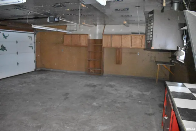 $60,000 | 200 1st Avenue, Sherrard, IL 61281