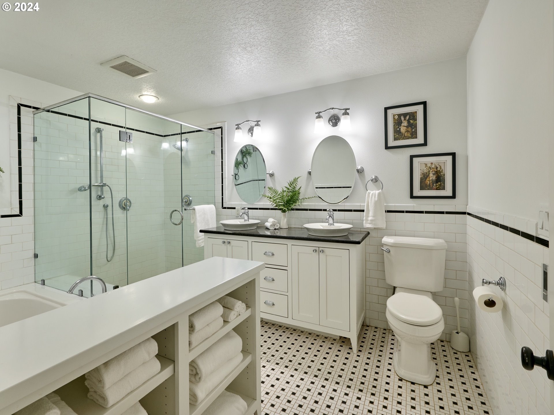 26295 Southwest Chehalem Station Road Sherwood, OR 97140 - Photo 20 of 48 Gallery Image 20