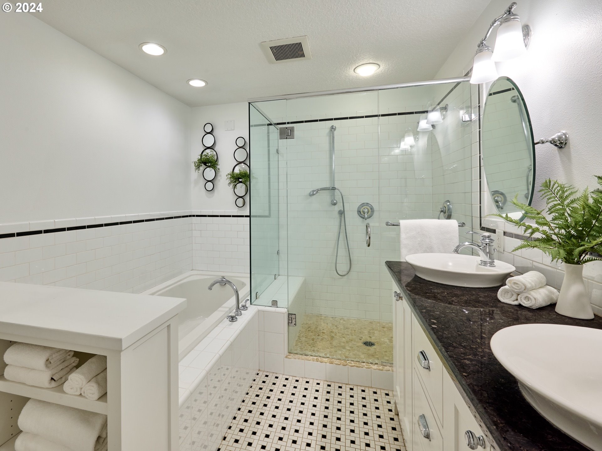 26295 Southwest Chehalem Station Road Sherwood, OR 97140 - Photo 21 of 48 Gallery Image 21