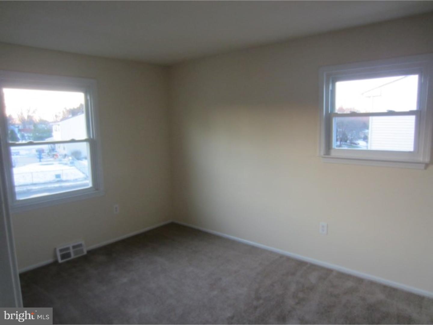 1702 Mill Road Boothwyn, PA 19061 - Photo 5 of 11 Gallery Image 5