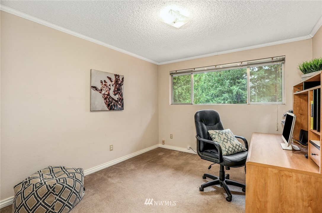 21712 3rd Avenue Southeast Bothell, WA 98021 - Photo 14 of 19