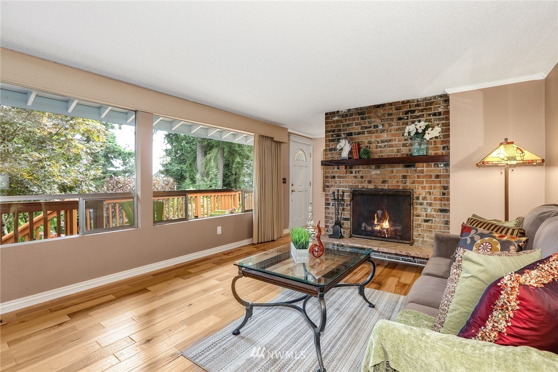 21712 3rd Avenue Southeast Bothell, WA 98021 - Photo 6 of 19