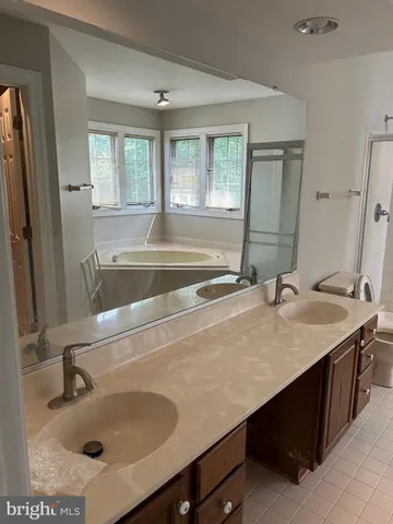 $3,800 | 5362 Sequoia Farms Drive, Centreville, VA 20120