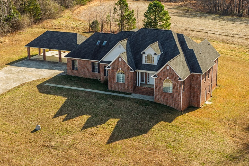 1105 Brooklyn Road Sutherlin, VA 24594 - Photo 2 of 77 Gallery Image 2