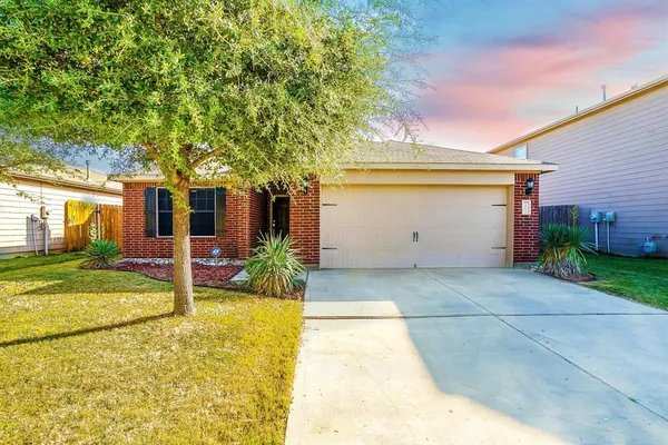 $1,701 | 605 Hidden Dale Drive, Fort Worth, TX 76140