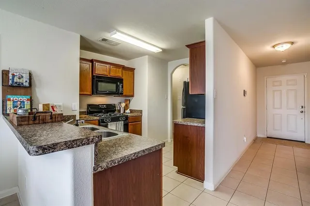 $1,700 | 605 Hidden Dale Drive, Fort Worth, TX 76140