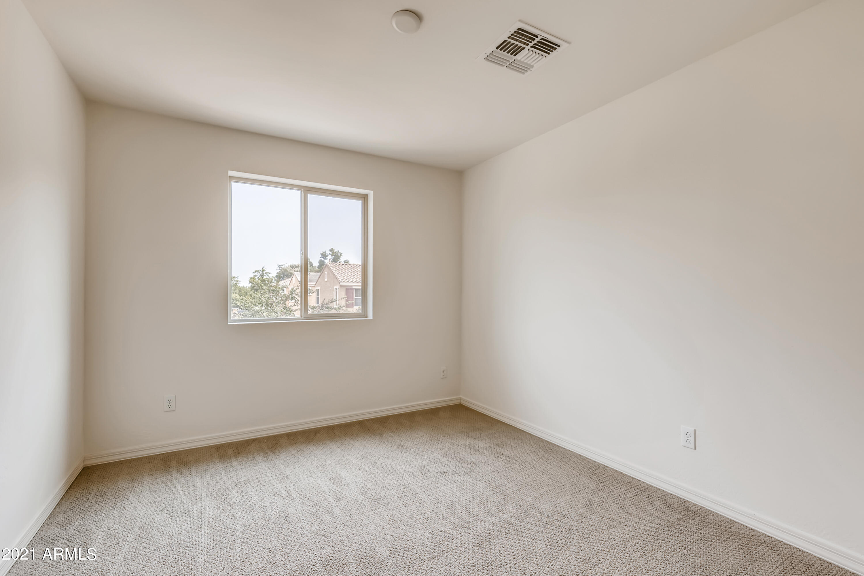 2991 East Megan Street Gilbert, AZ 85295 - Photo 23 of 33 23-239843050-40 2nd Floor Bedroom