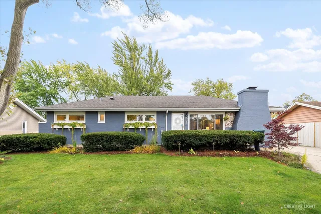 $2,950 | 565 Morgan Lane, Hoffman Estates, IL 60169