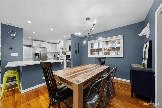 $2,950 | 565 Morgan Lane, Hoffman Estates, IL 60169