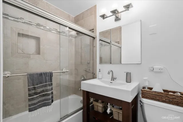 $2,950 | 565 Morgan Lane, Hoffman Estates, IL 60169