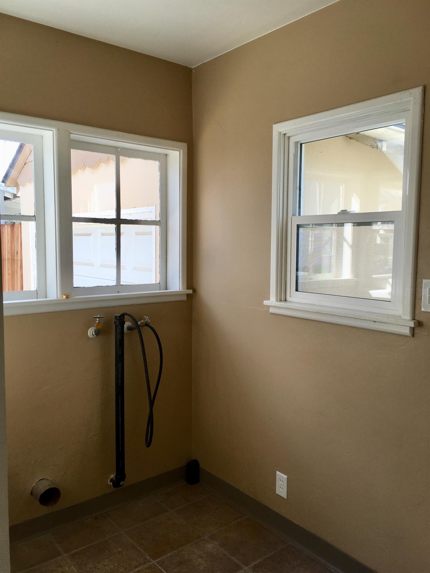 1429 F Street Reedley, CA 93654 - Photo 17 of 20