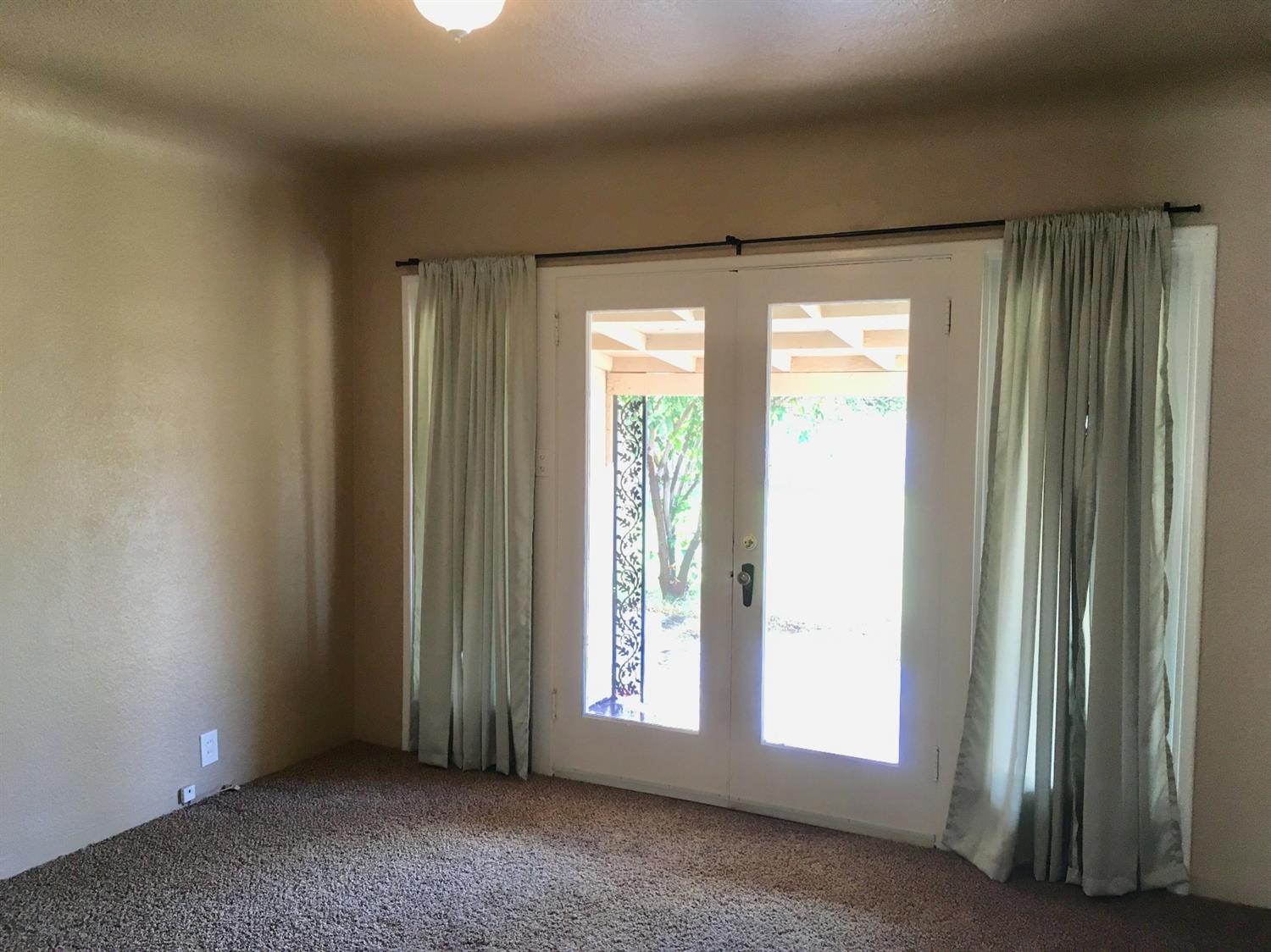 1429 F Street Reedley, CA 93654 - Photo 10 of 20