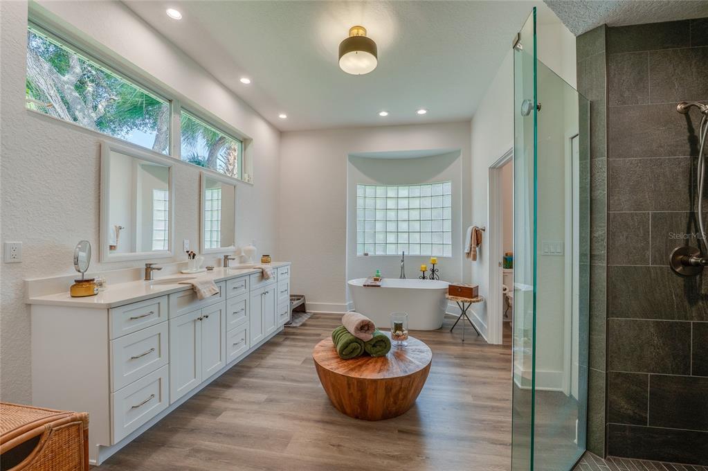 14 Kelly Bea Court Ponce Inlet, FL 32127 - Photo 9 of 35 Gallery Image 9