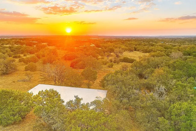 $599,000 | 322 Maverick Way, Lampasas, TX 76550