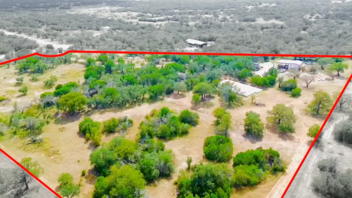 322 Maverick Way Lampasas, TX 76550 - Photo 4 of 13