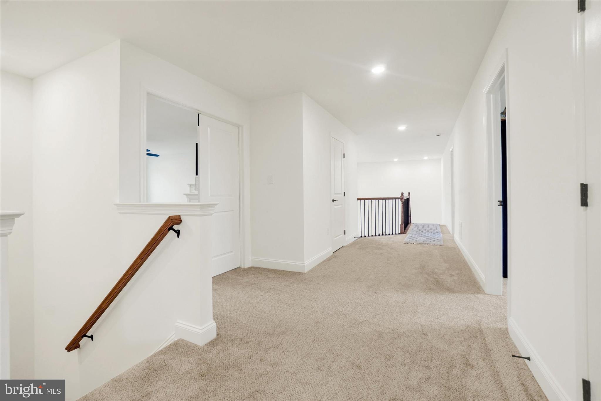 422 Springhouse Lane York, PA 17406 - Photo 32 of 54 Expansive 2nd Floor Hallway