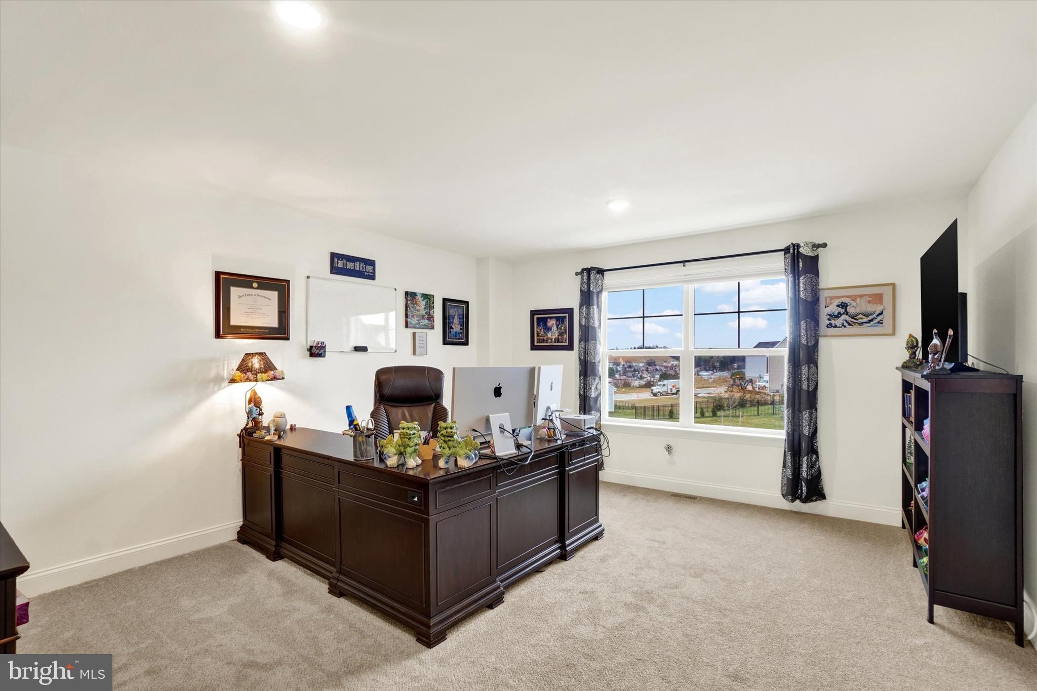 422 Springhouse Lane York, PA 17406 - Photo 40 of 54 Bedroom #3, with Walk-in Closet