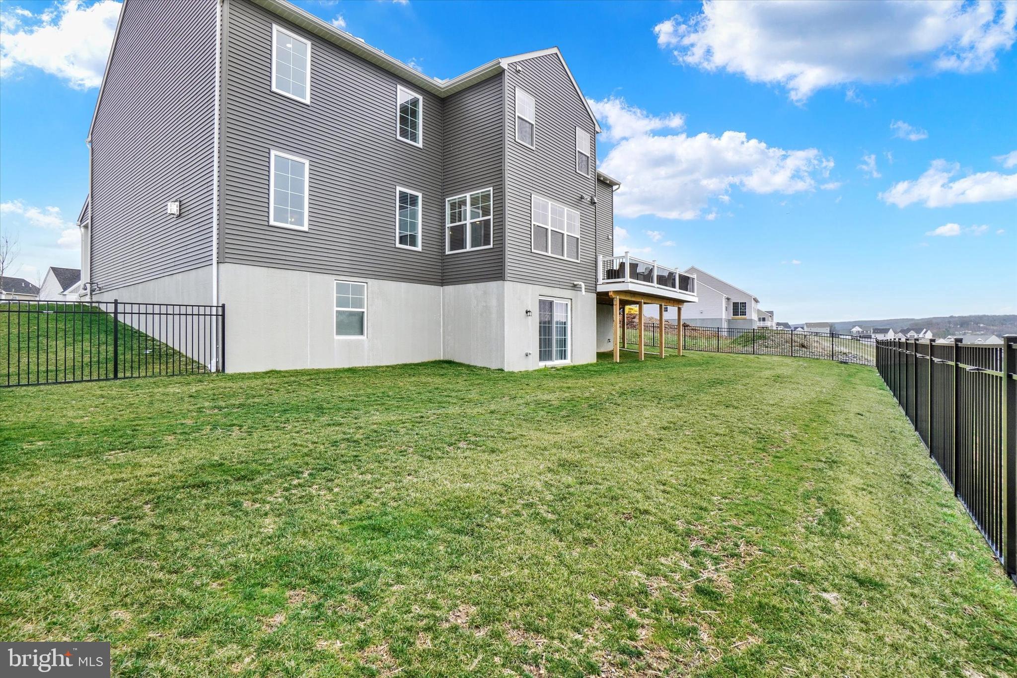 422 Springhouse Lane York, PA 17406 - Photo 50 of 54 Great Space for a Pool!