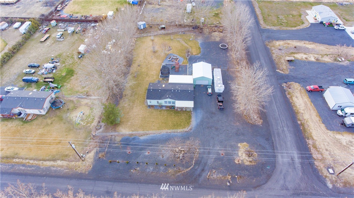 4432 Rd F Northeast Moses Lake, WA 98837 - Photo 2 of 20 Gallery Image 2